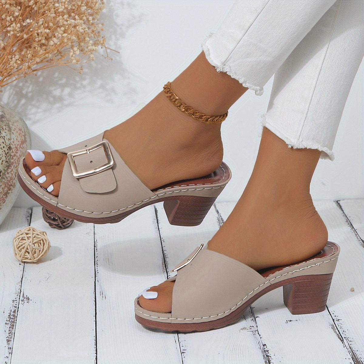 Camilla – Classic Elegance, Effortless Wear