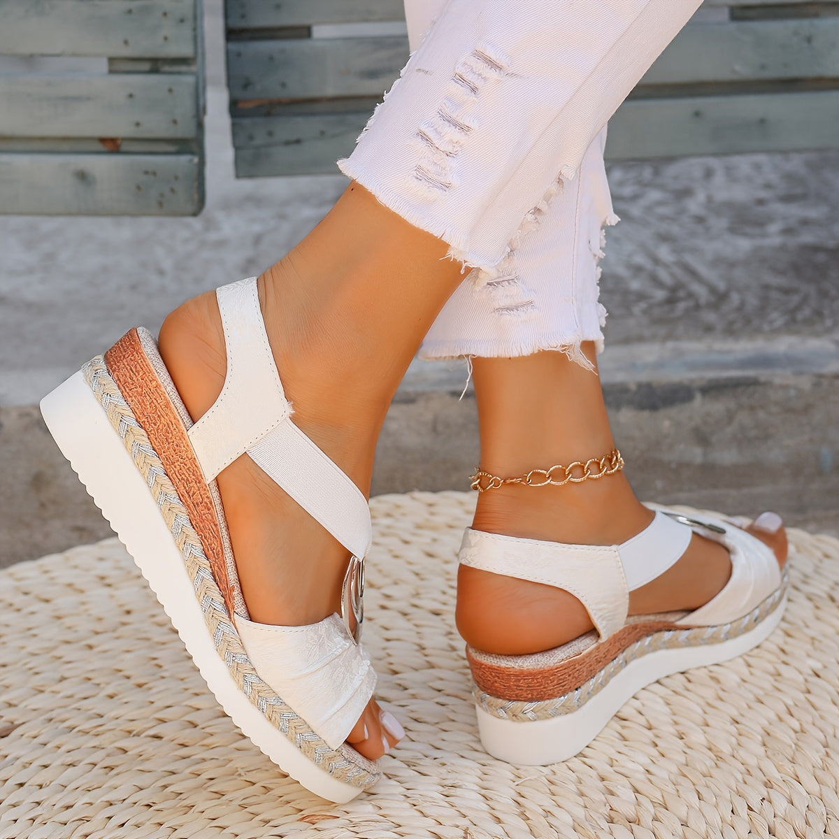 Celina – Graceful Style, Everyday Comfort