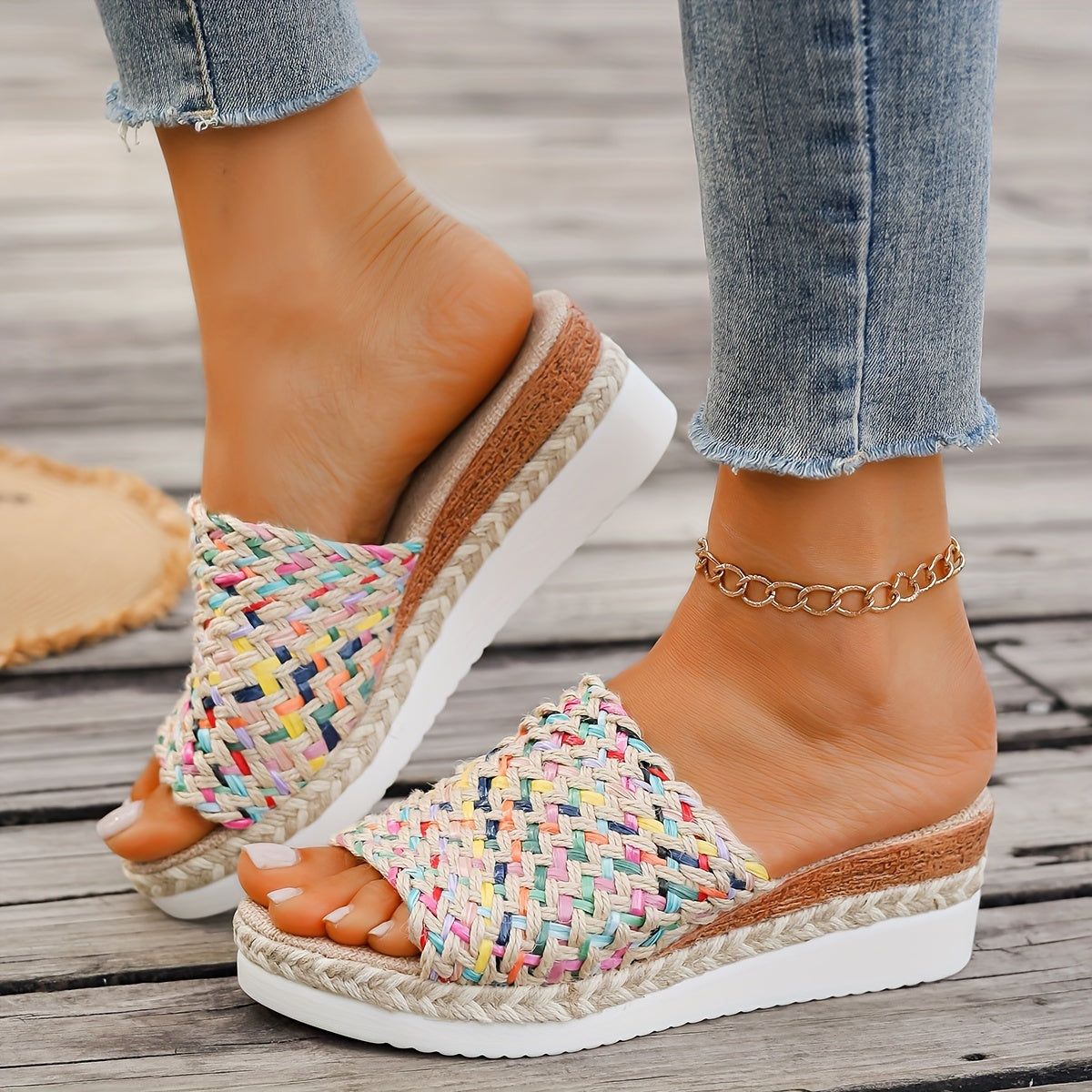 Elodie – Playful Charm, Everyday Comfort