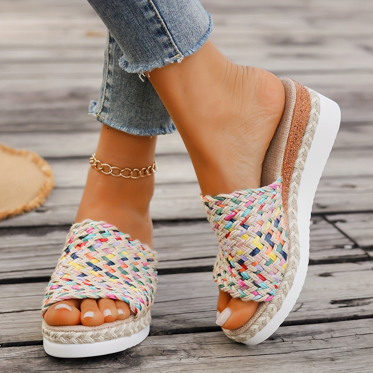 Elodie – Playful Charm, Everyday Comfort